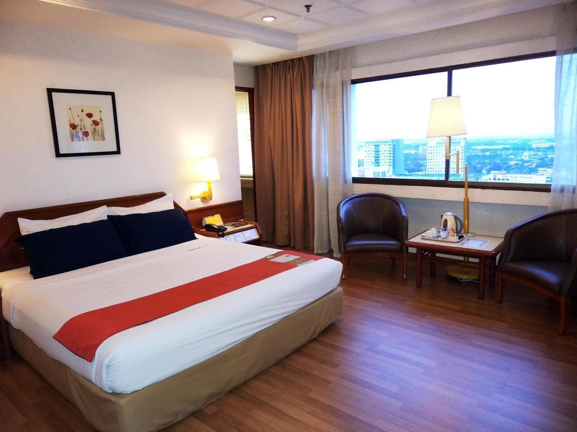The Emperor Hotel Malacca Exterior photo